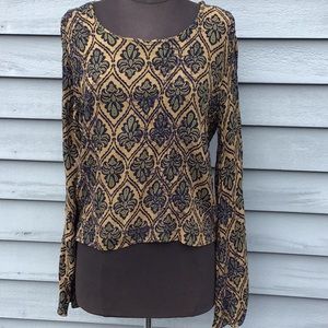 Zara Basic Patterned Top W/ Bell Sleeve Small